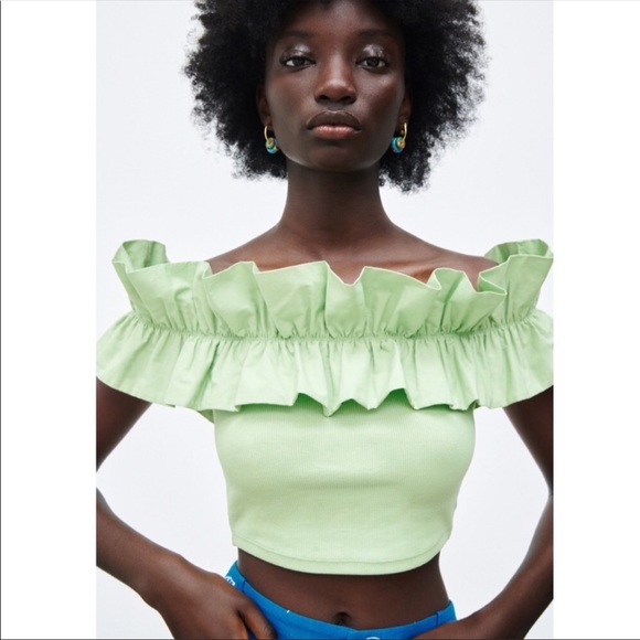 Zara Tops - NWT ZARA OFF SHOULDER RUFFLE CROP TOP